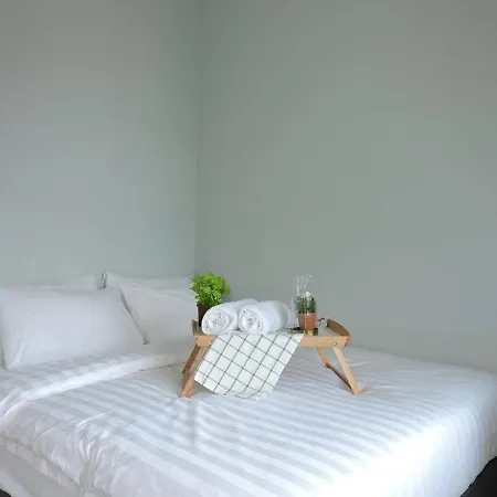 Arte Plus By Sleepy Bear Batu Empat Exterior photo