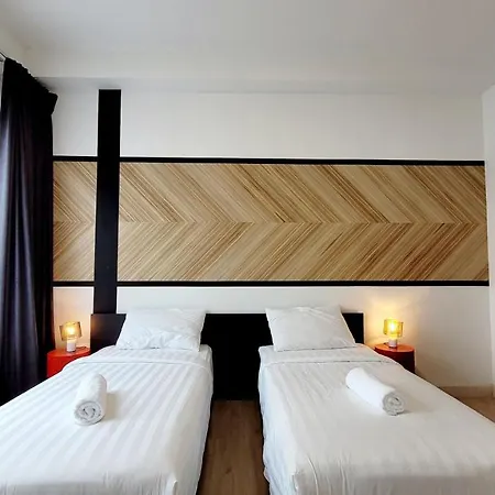 Arte Plus By Sleepy Bear Batu Empat Exterior photo