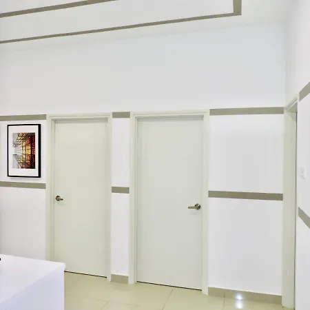 Arte Plus By Sleepy Bear Batu Empat Exterior photo