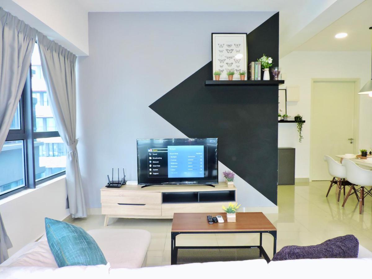 Apartment Arte By Sleepy Bear *