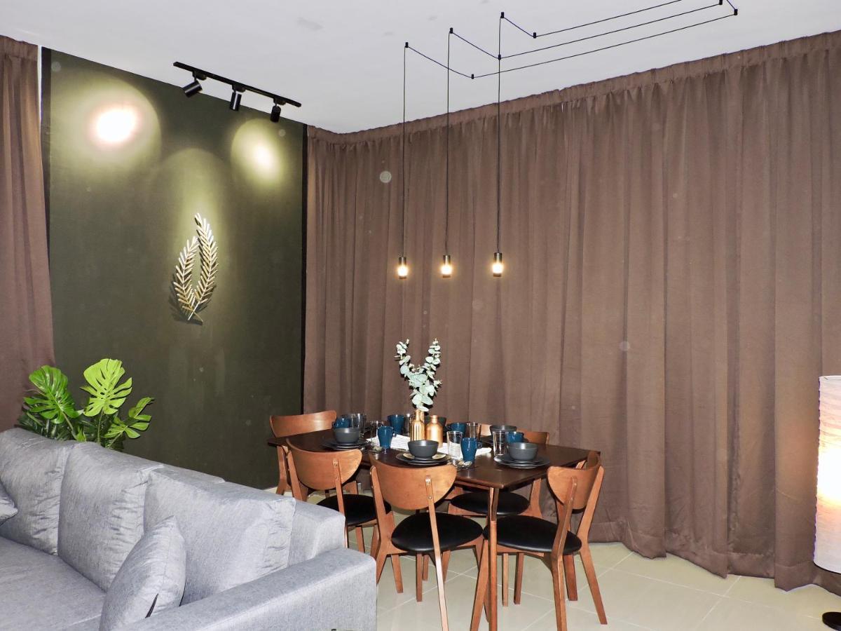 Apartment Arte By Sleepy Bear *